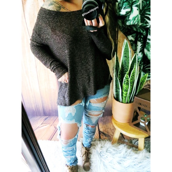 Honey Punch Sweaters - Honey punch slouchy light weight sweater ☕️